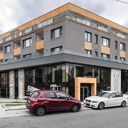 Modern Apartment In A Quiet Area Κλουζ-Ναπόκα Εξωτερικό φωτογραφία